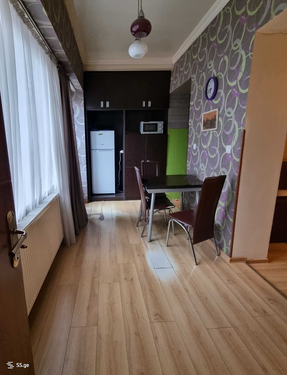 a.wereTlis avenue - 3 rooms