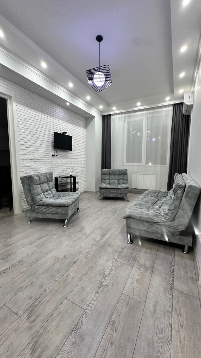 T. Botchorishvili st. 1 - 3 rooms