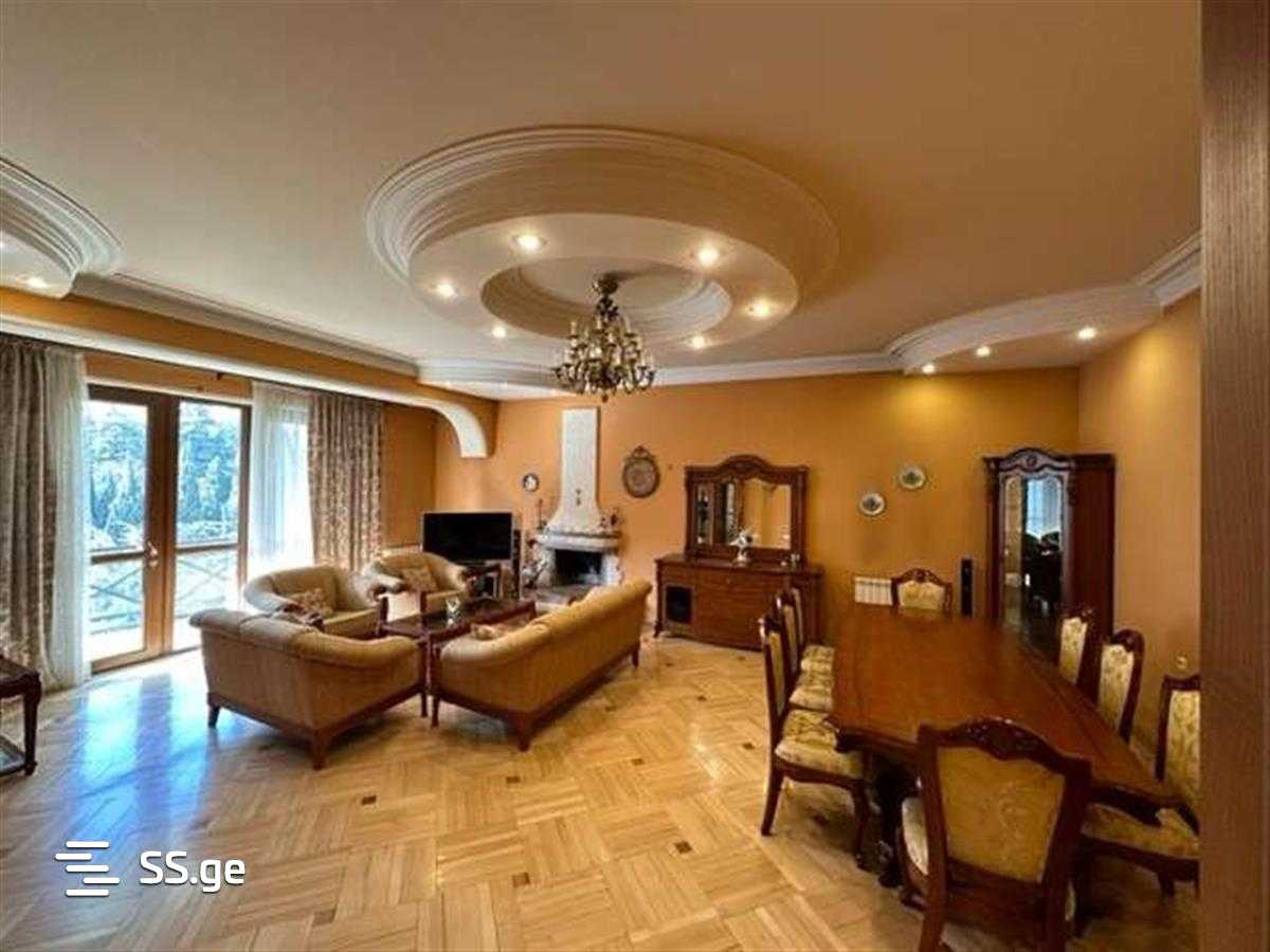 barnovi st. - 5 rooms