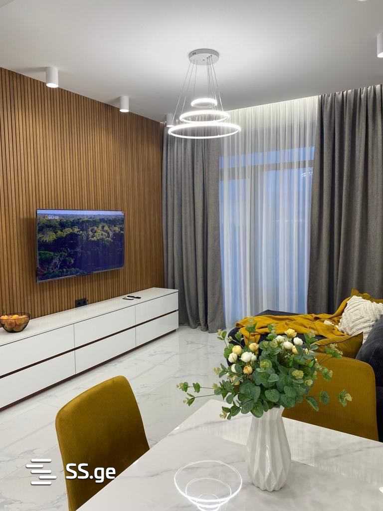 parnavaz mepe avenue 35 - 4 rooms
