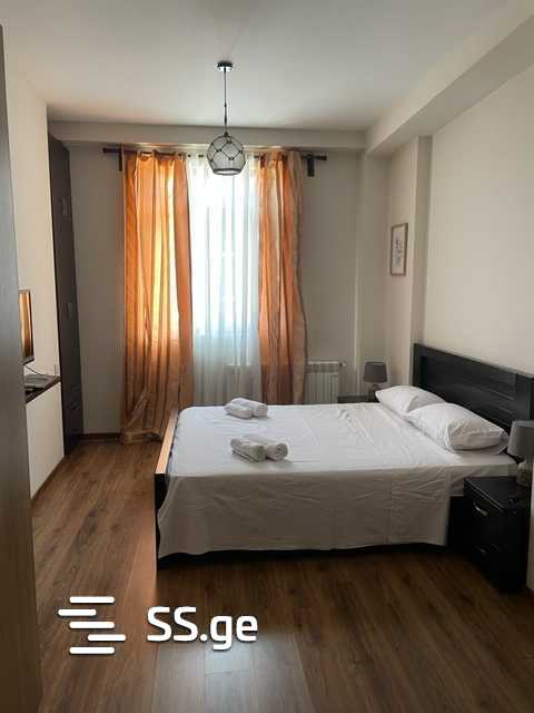 chovelidze st. 6 - 4 rooms