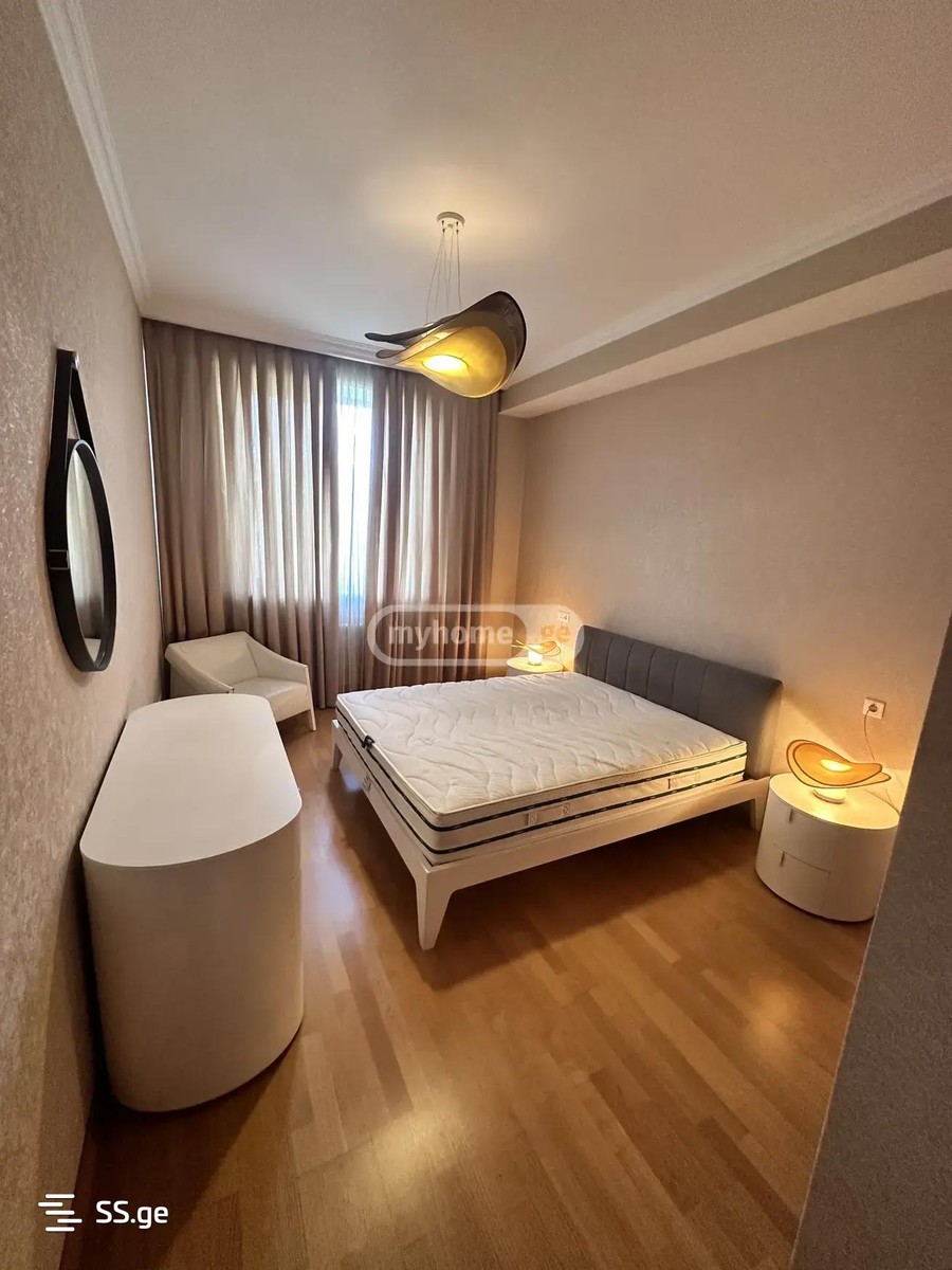 Kazbegi avenue 24 - 5 rooms