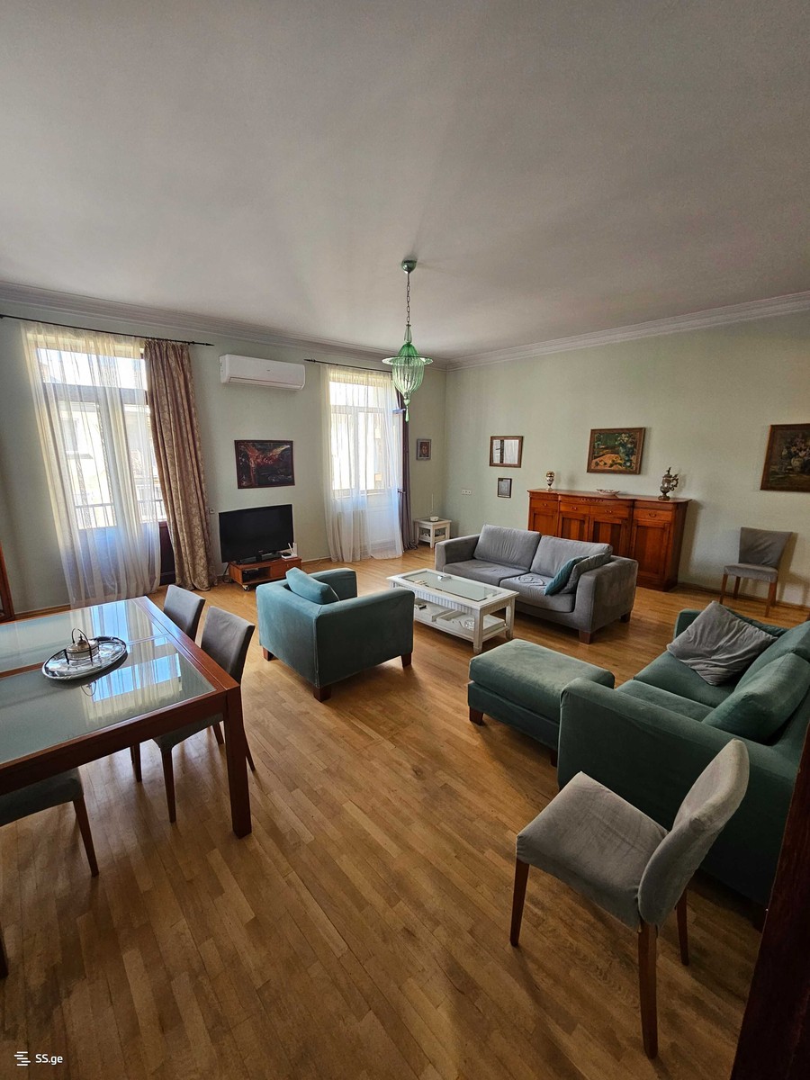 larsi st. 2 - 5 rooms