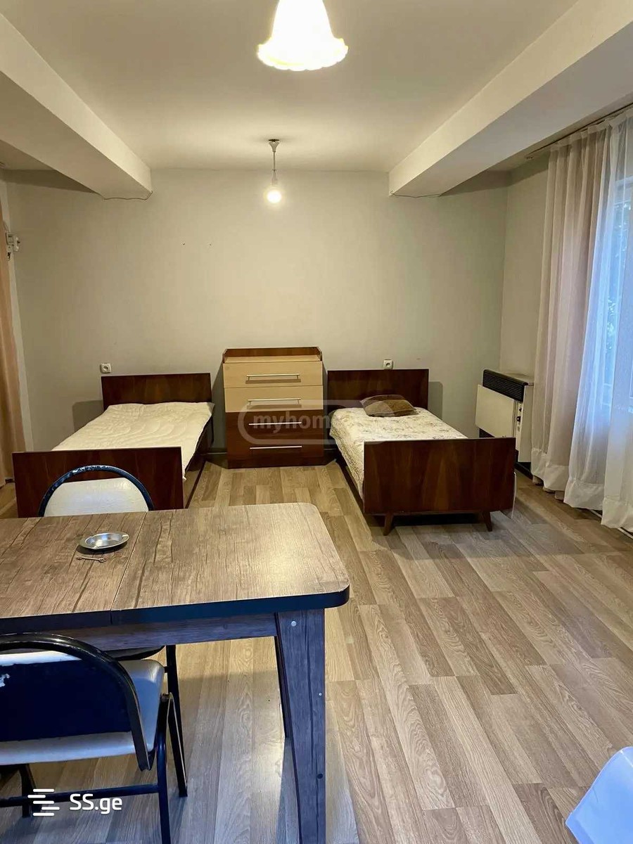 Chiladze st. 166 - 1 rooms