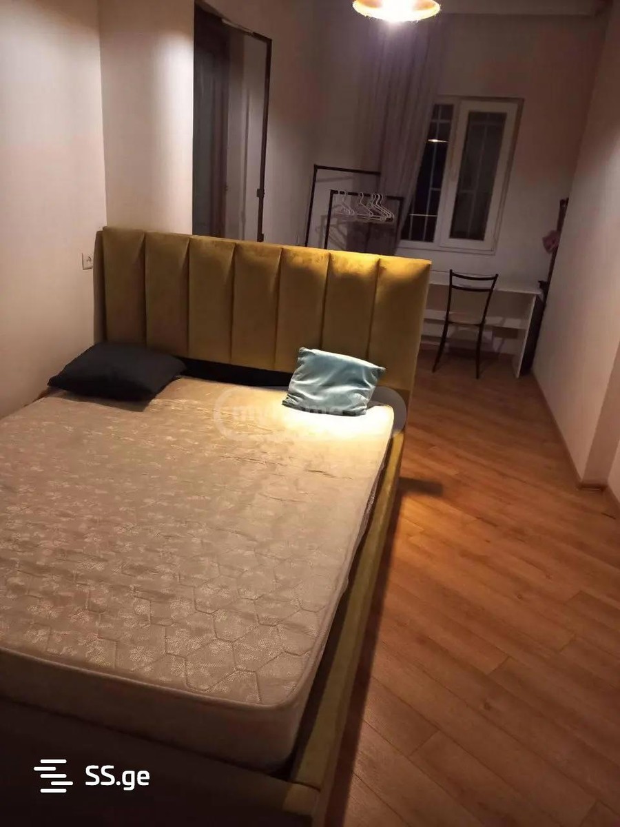 kostava st. - 5 rooms