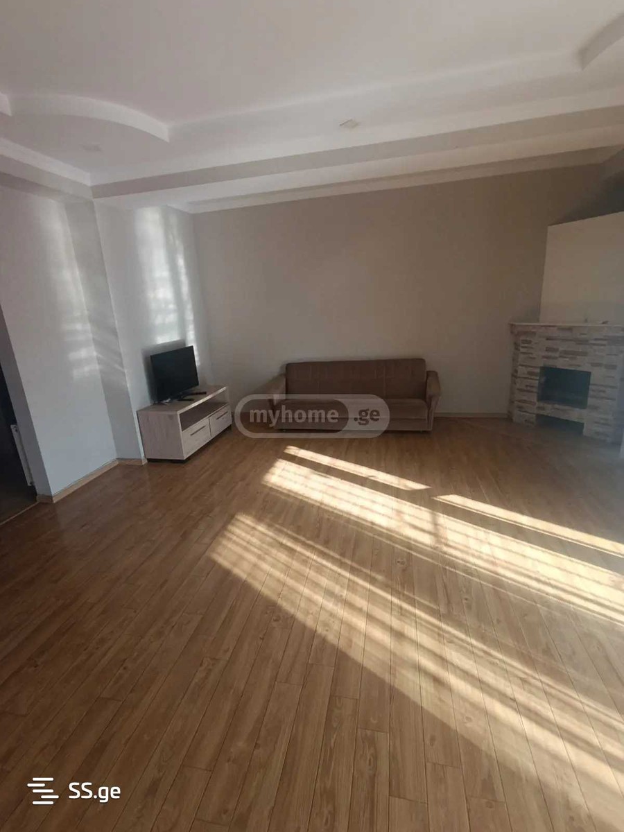 Gr. Robakidze Ave - 3 rooms