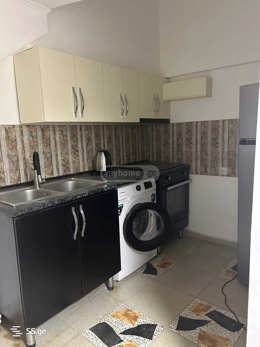 agmashenebeli ave - 4 rooms