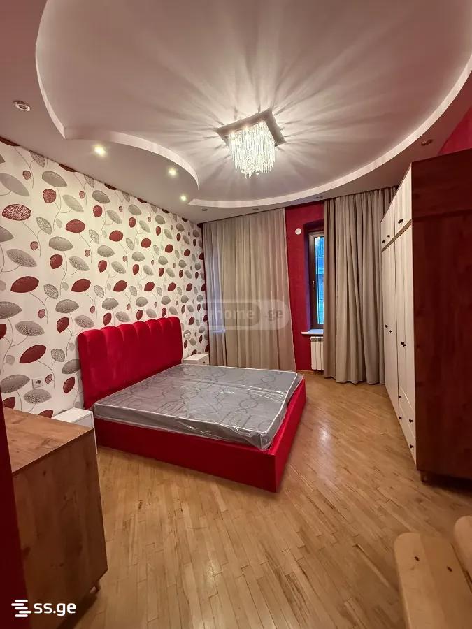 a.wereTlis avenue - 5 rooms