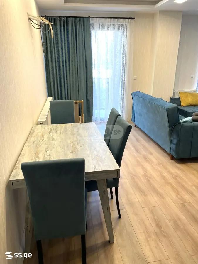 mindeli st. 9 - 3 rooms