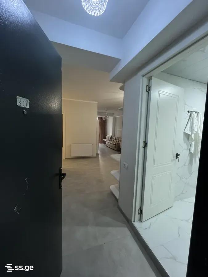 17 Shindiseli gmiri st. 17 - 4 rooms
