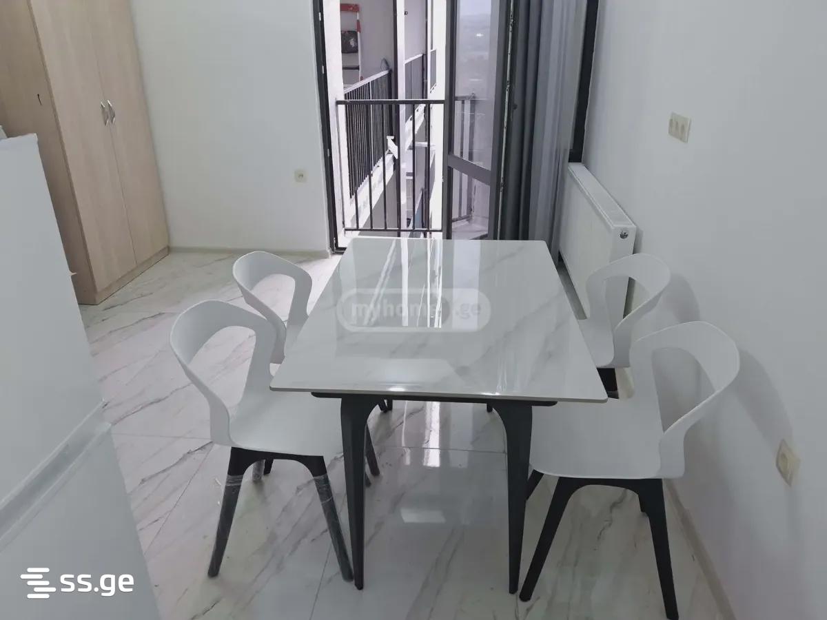 gmiri kursantebi st. 0 - 1 rooms