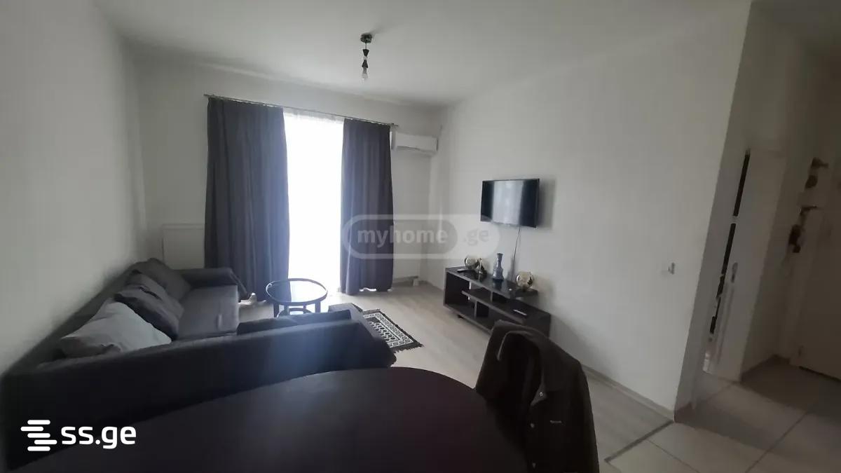 Bob walsh st. - 4 rooms