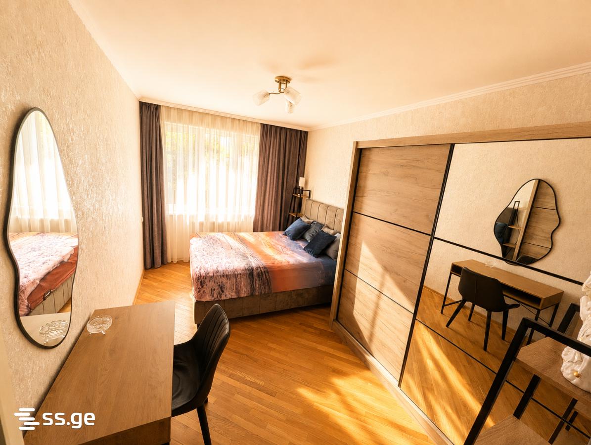 IV Microdistrict - Varketili 407 - 4 rooms