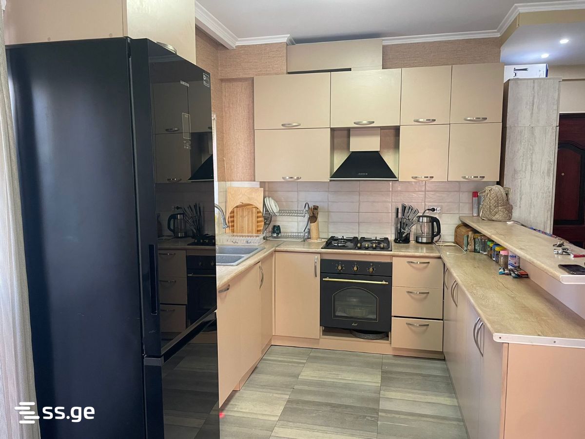 kupradze st. 77 - 3 rooms