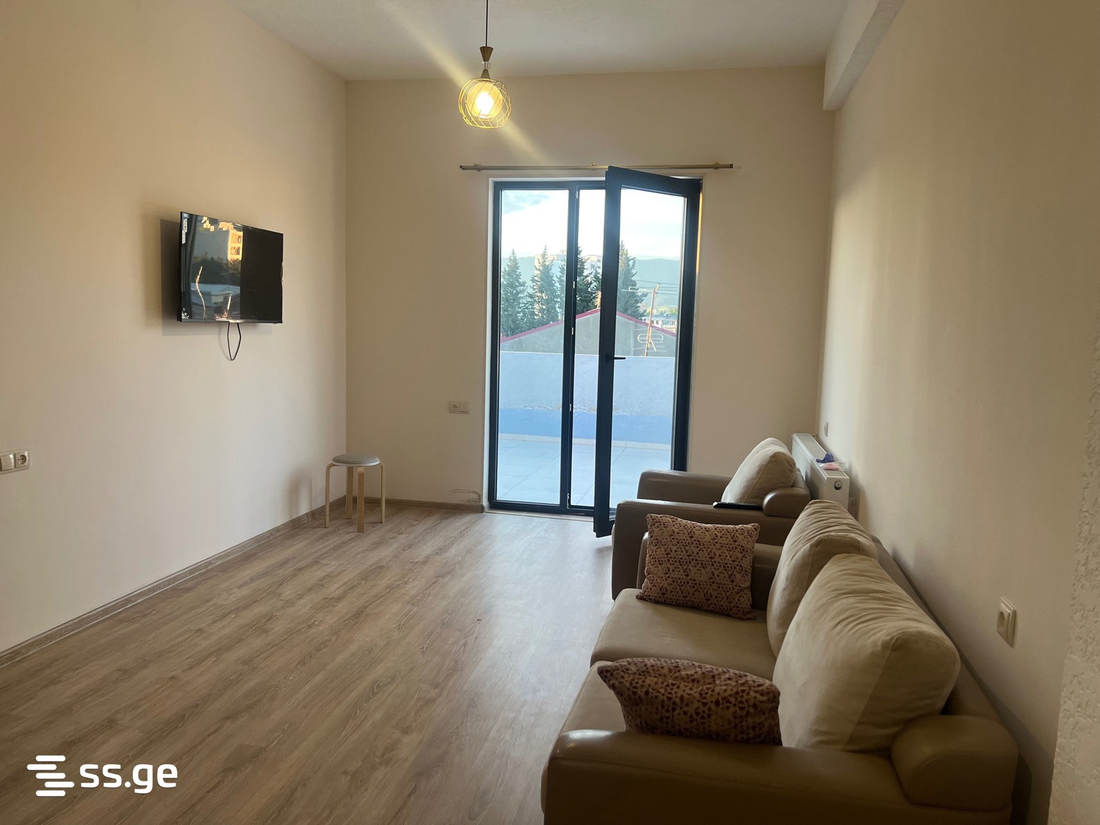 mukhrani st. 26 - 3 rooms