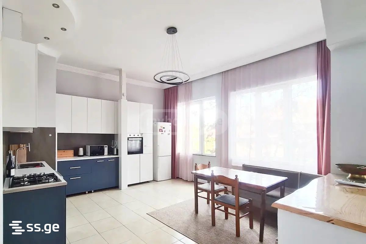 barnovi st. - 4 rooms