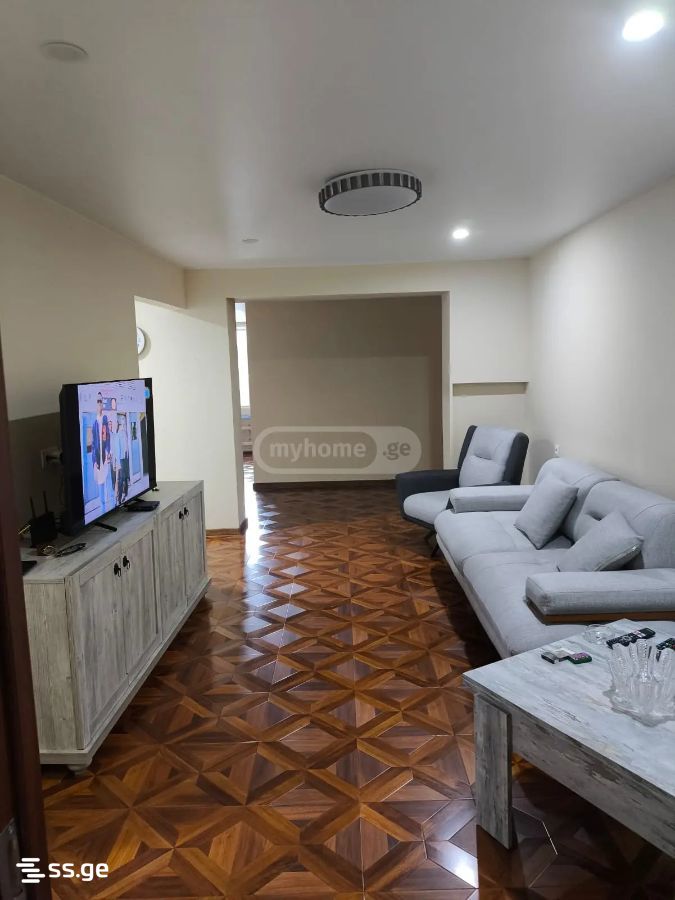 d.sarajishvili st. - 3 rooms