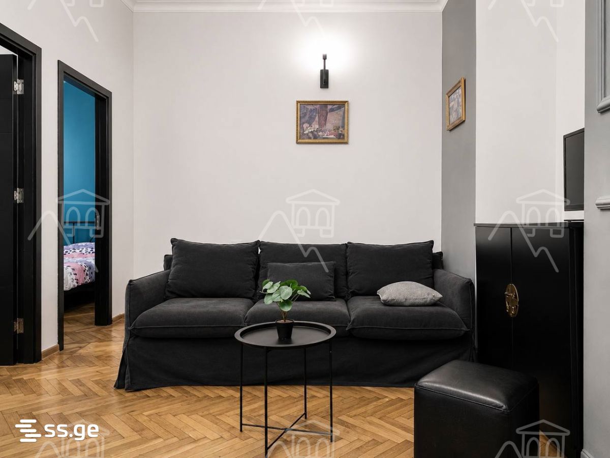 kiacheli st. 7 - 5 rooms
