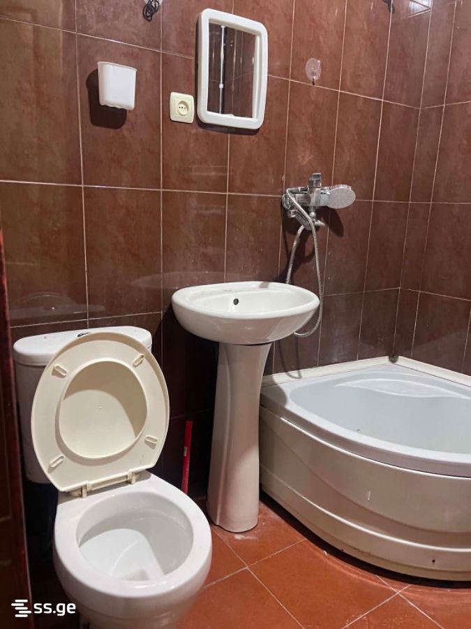 gakhokidze st. 151 - 2 rooms