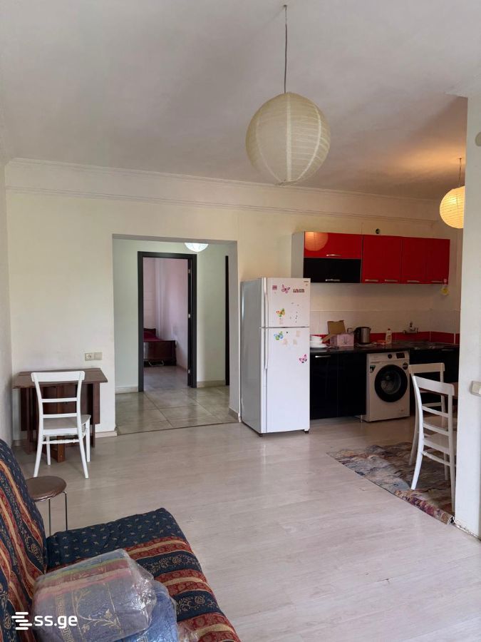Rostevani st. 56 - 4 rooms