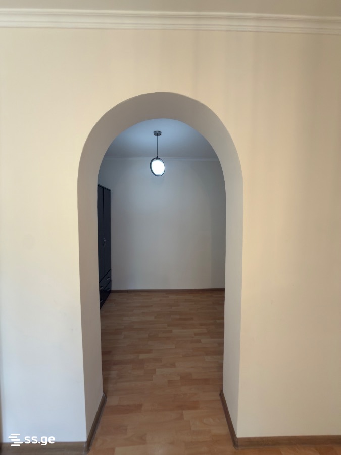 gvazauri st. 4 - 2 rooms