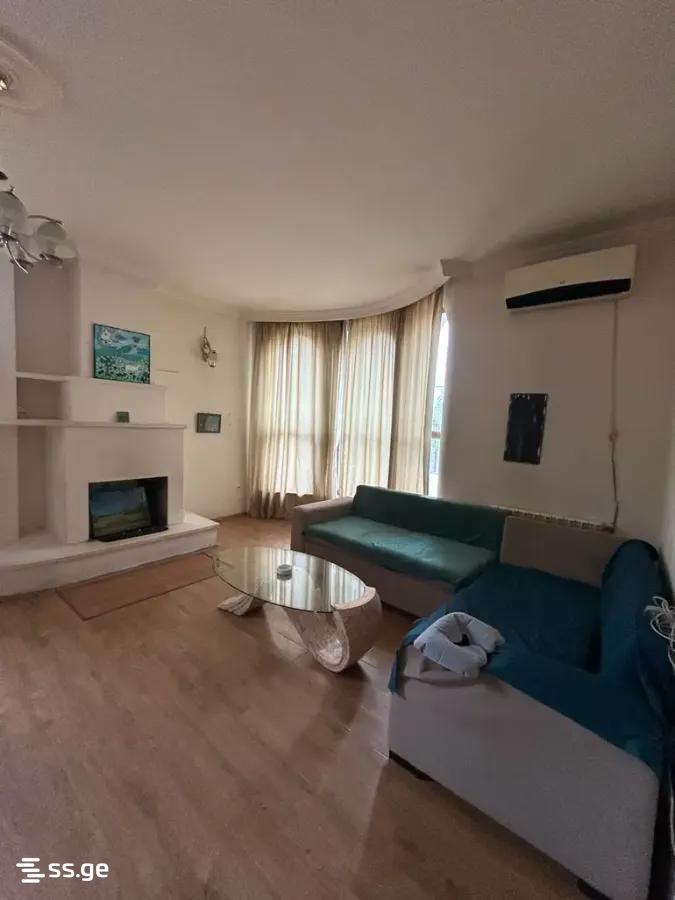 Mirian Mephe st. 186 - 4 rooms