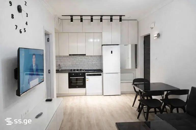 moskovi ave 13 - 3 rooms