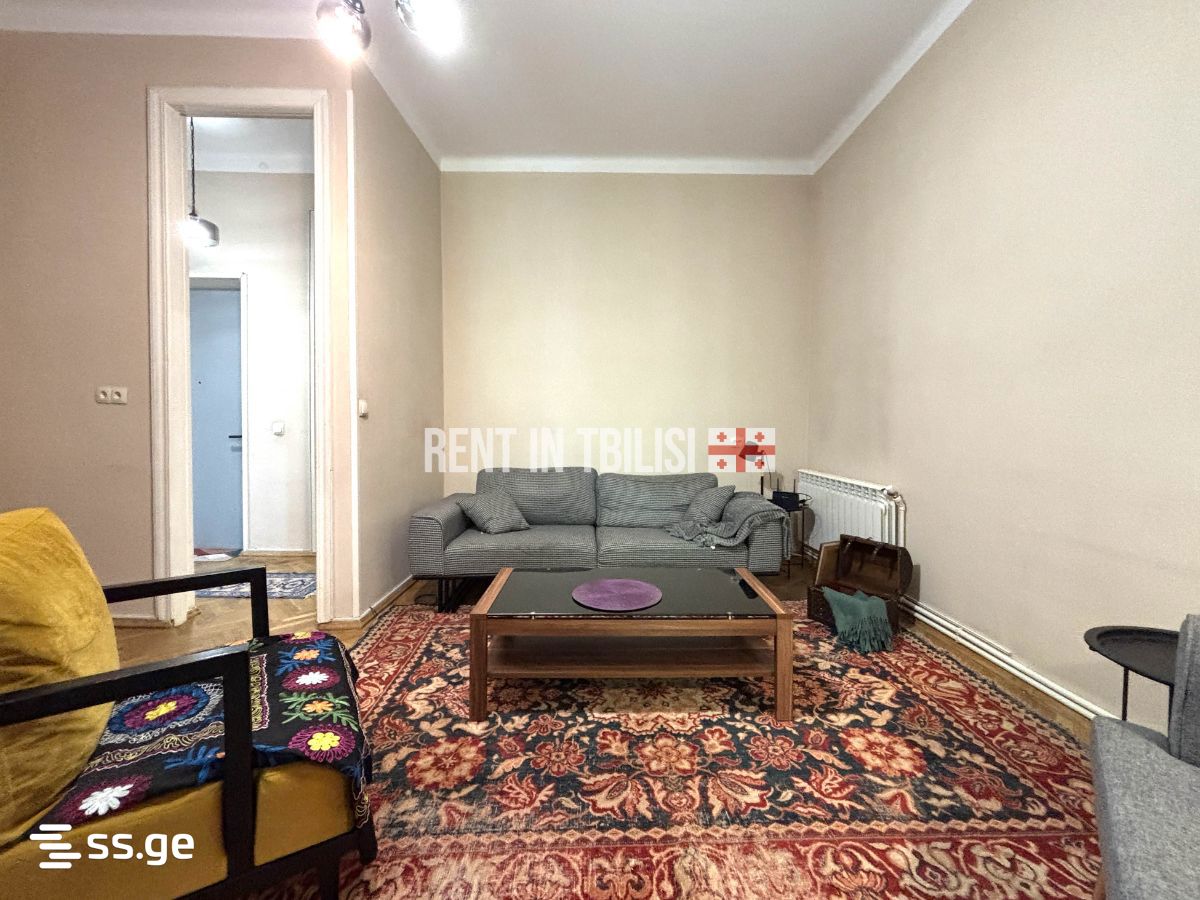 tarkhnishvili st. 18 - 4 rooms