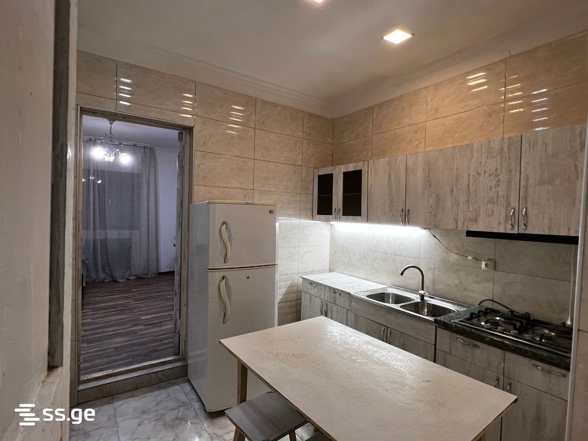bezhanishvili st. 80 - 1 rooms
