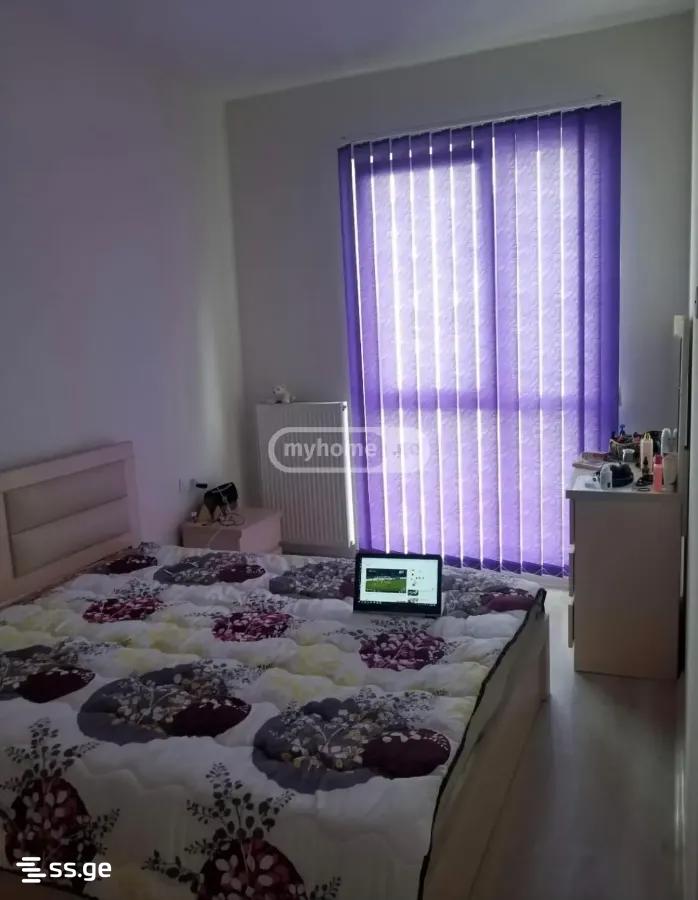 Bob walsh st. - 3 rooms