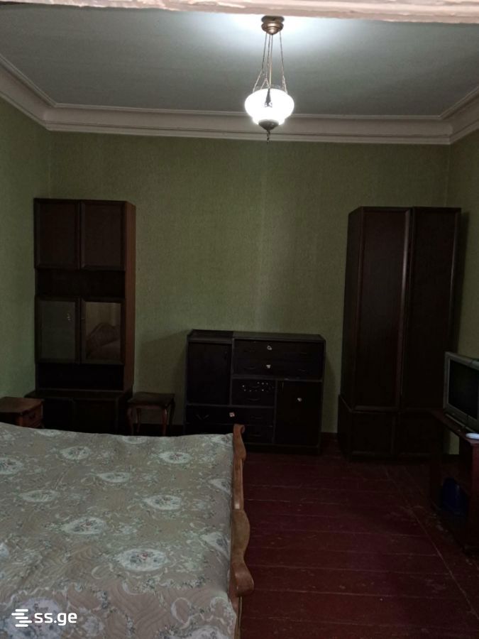 pirosmani st. 42 - 3 rooms