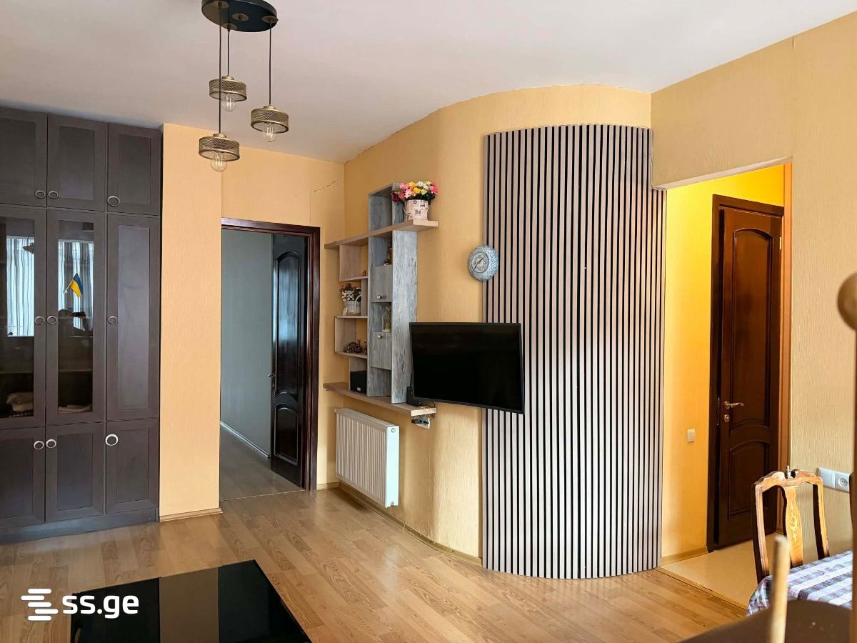 rcheulishvili st. 9 - 2 rooms