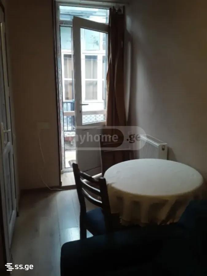 toidze st. 2 - 1 rooms