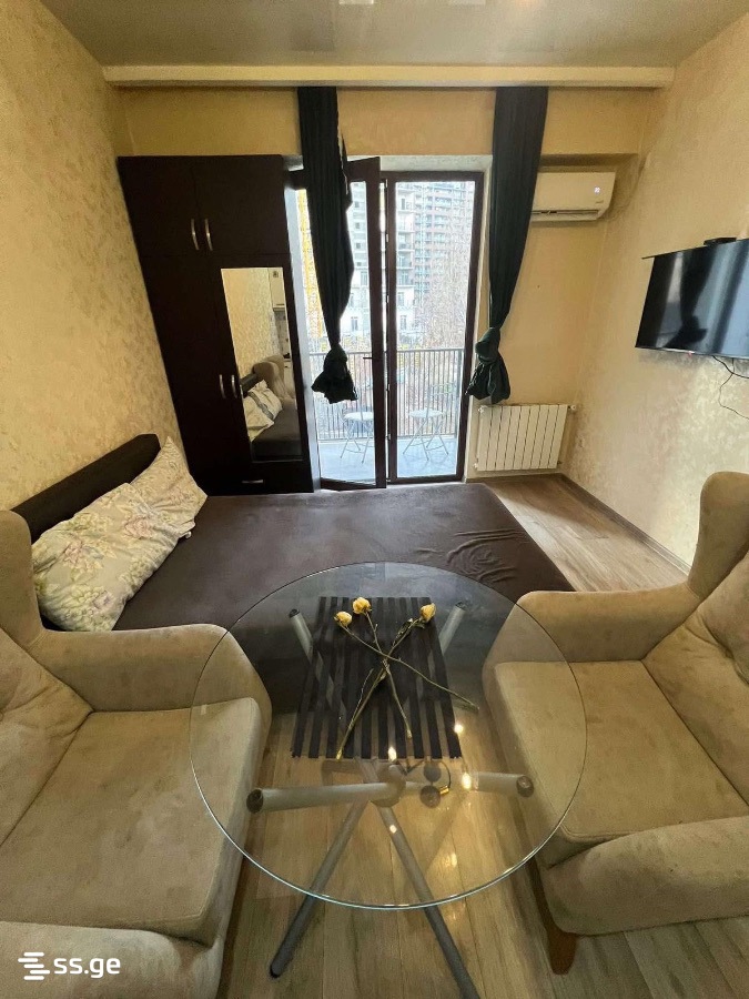parnavaz mepe avenue 19 - 1 rooms