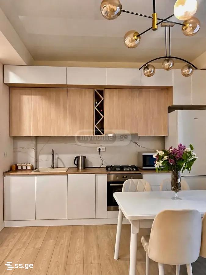Mirian Mephe st. - 3 rooms