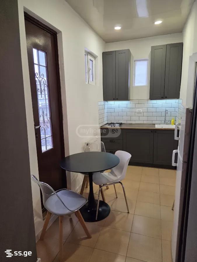 rustaveli avenue 42 - 1 rooms