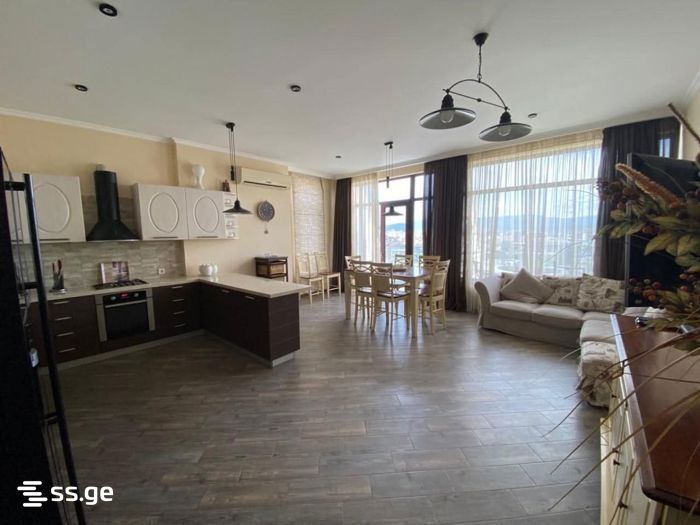 mckheta st. - 5 rooms