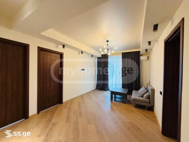 navtlugi st. - 4 rooms