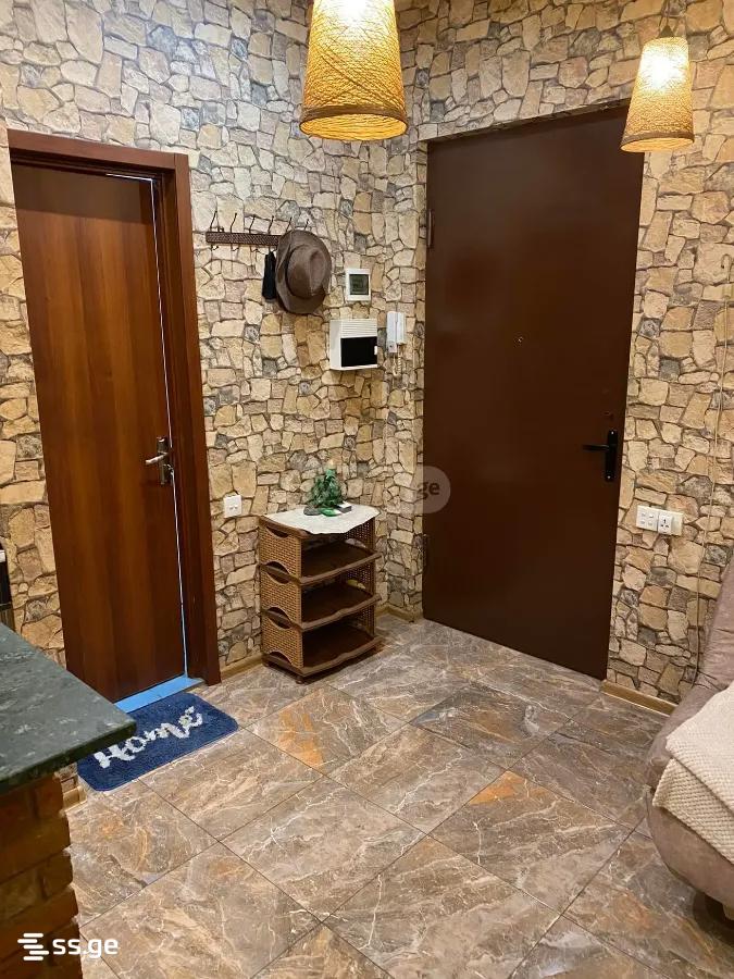 Kosmonavtebi coast 0 - 2 rooms