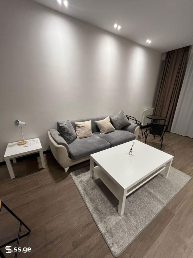 Holbruki st. 9 - 2 rooms