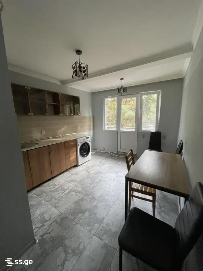 b. khmelnicki st. 3 - 2 rooms