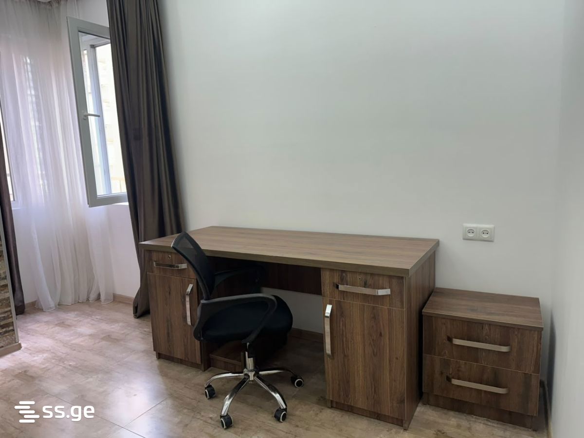 1 - 2 rooms