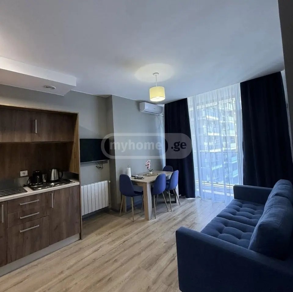 ანგისის 3 ჩიხი 10 - 3 rooms