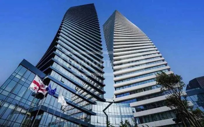 ჭავჭავაძე ი. გამზირი 37მ - 3 rooms