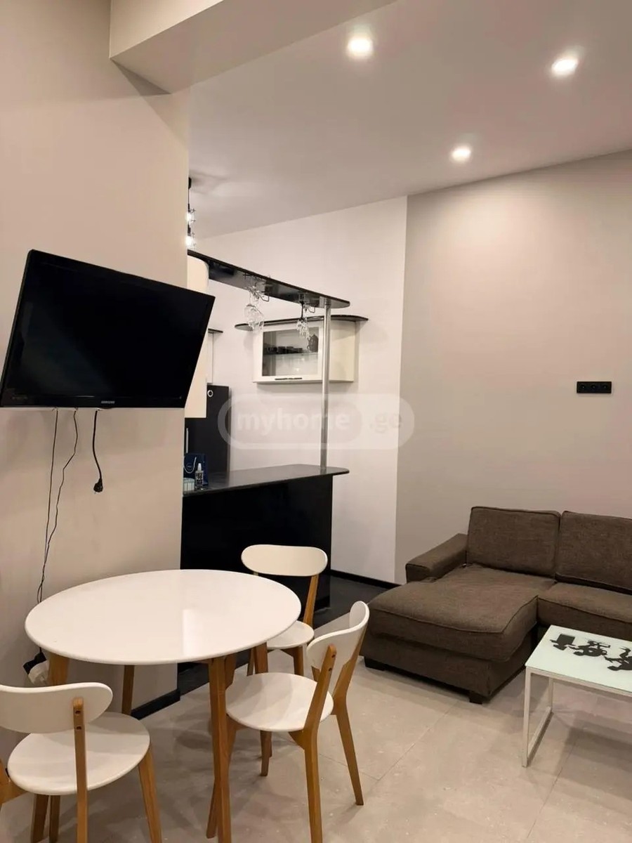 ჭავჭავაძე ი. გამზირი  - 2 rooms