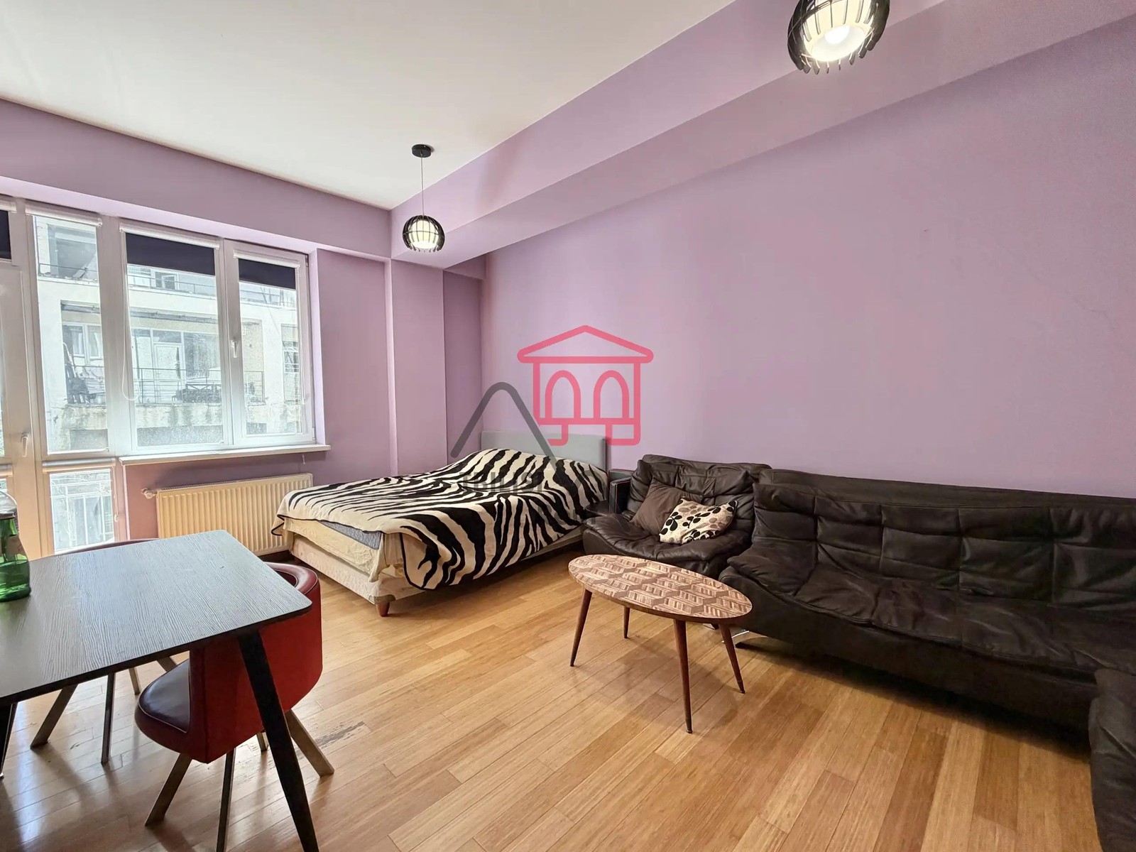 V. Lezhava Street, 49 - 1 rooms