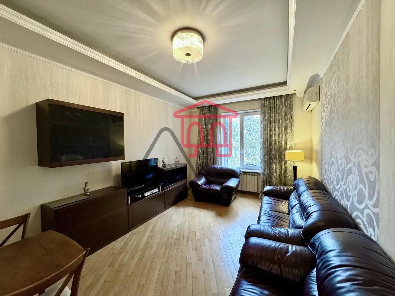 Vakhtan Gorgasali Street, 39, Ortachala - 3 rooms