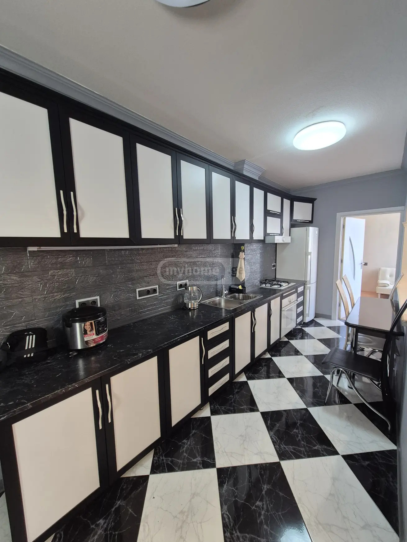 Fighters for the Unity of Georgia St. - 3 rooms