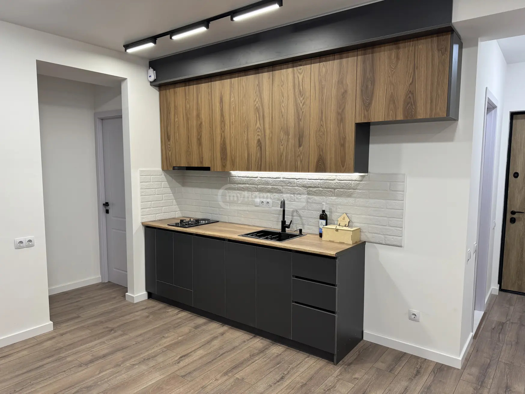 Navtlughi st. 10 - 3 rooms