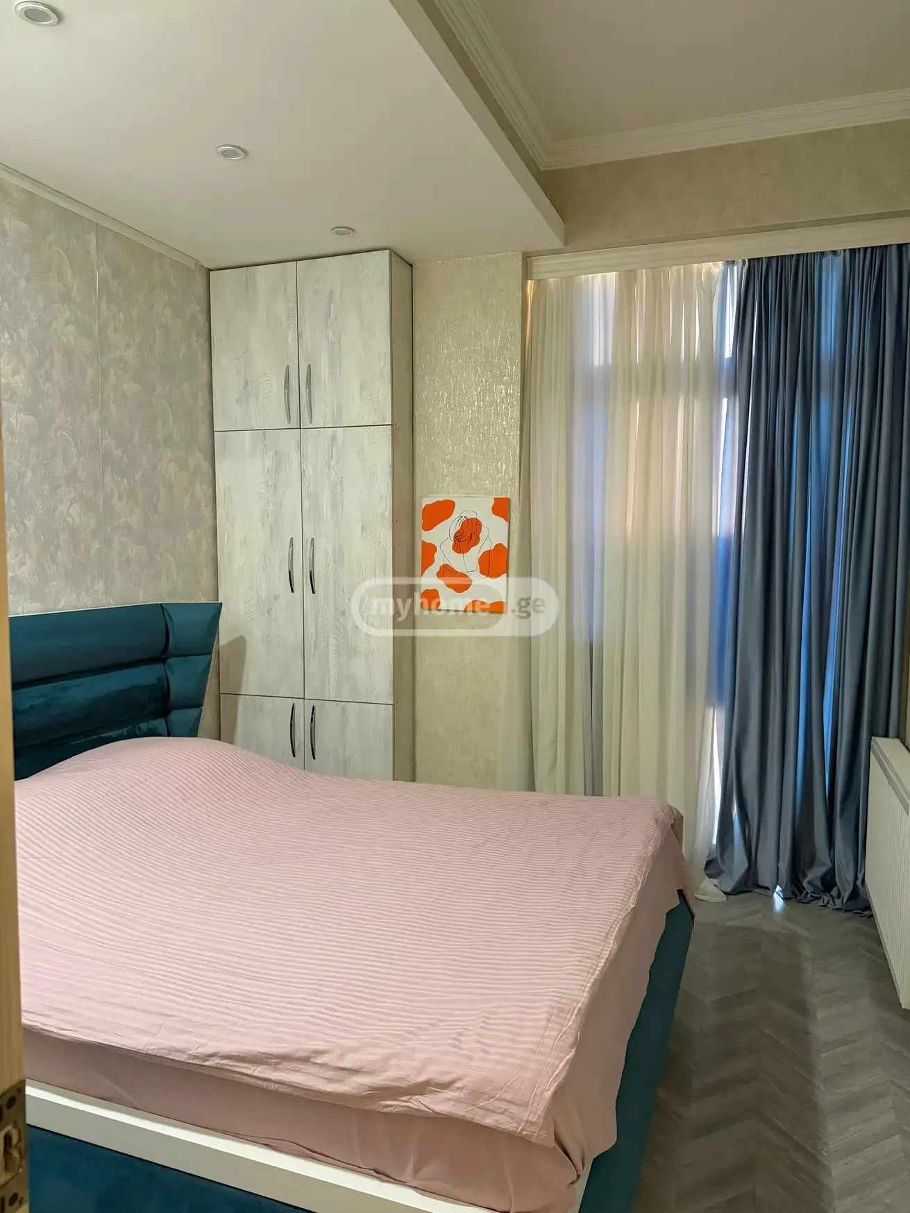 Agmashenebeli Ave. 112 - 6 rooms